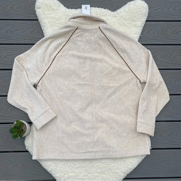 Ribbed Shacket - Picture 4 of 4